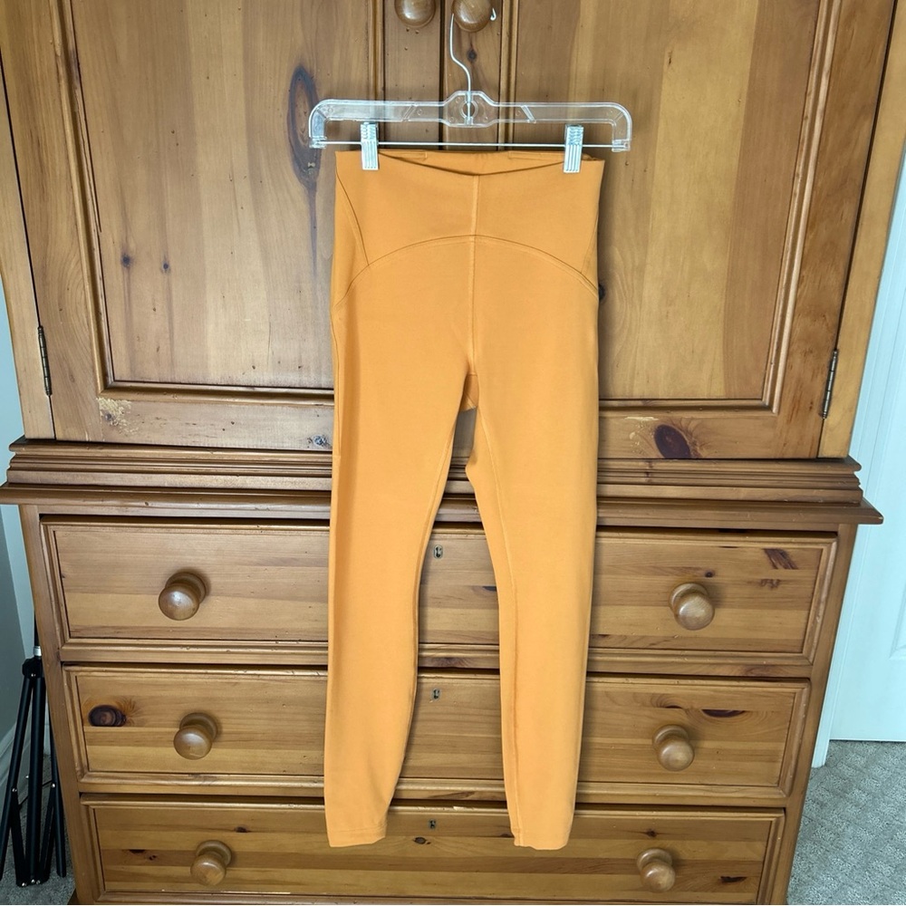 Lululemon Womens size 6 Instill HR Tight 28” Leggings Autumn Orange Yoga Workout